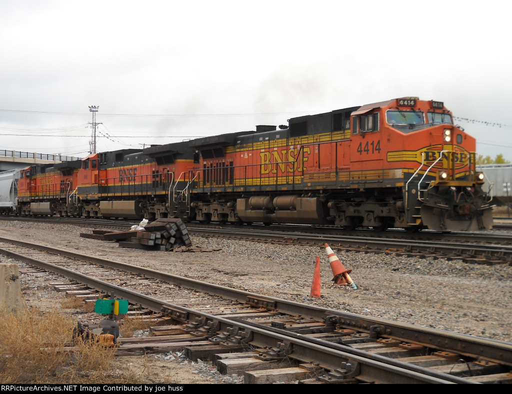 BNSF 4414 West